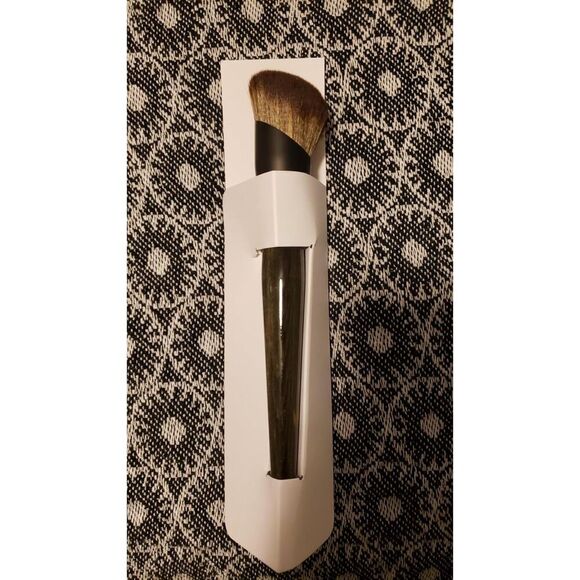 42 Professional Multi-Use Angled Makeup Brush For Buffing Blending Building - Picture 6 of 6